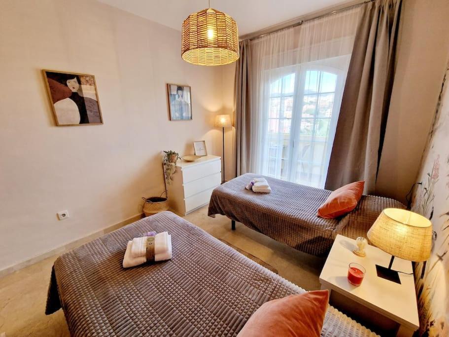 Apartamento Royal Golf View: 2Br, Pools & Ac Sitio de Calahonda Exterior foto