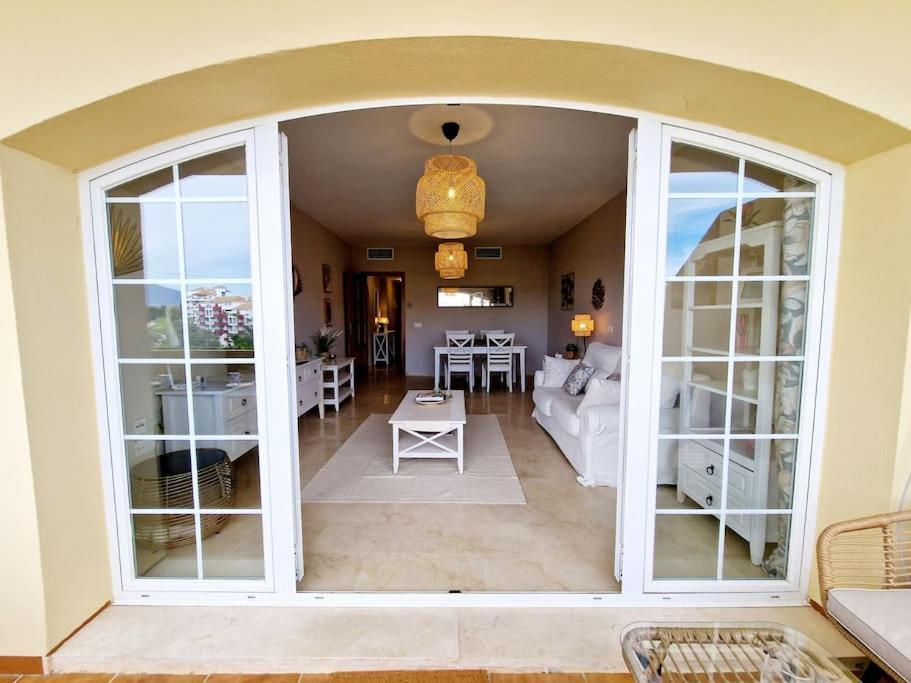 Apartamento Royal Golf View: 2Br, Pools & Ac Sitio de Calahonda Exterior foto
