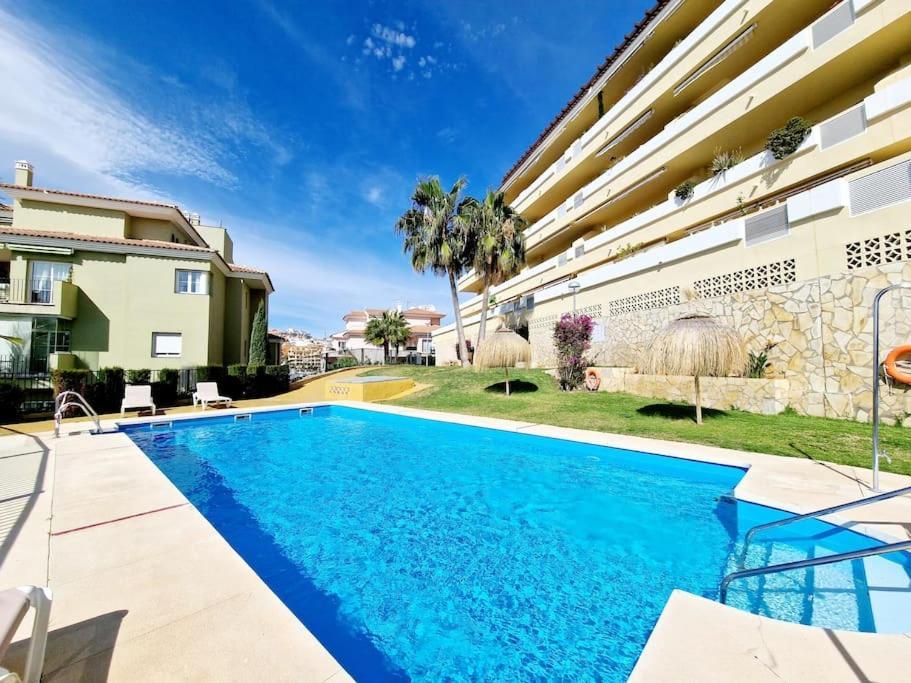 Apartamento Royal Golf View: 2Br, Pools & Ac Sitio de Calahonda Exterior foto